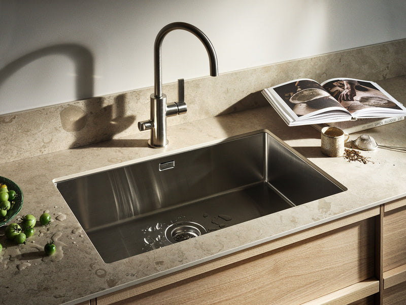 Saniture | Eksklusivt badeværelsestilbehør | FRI FRAGT I DK
– Saniture ApS